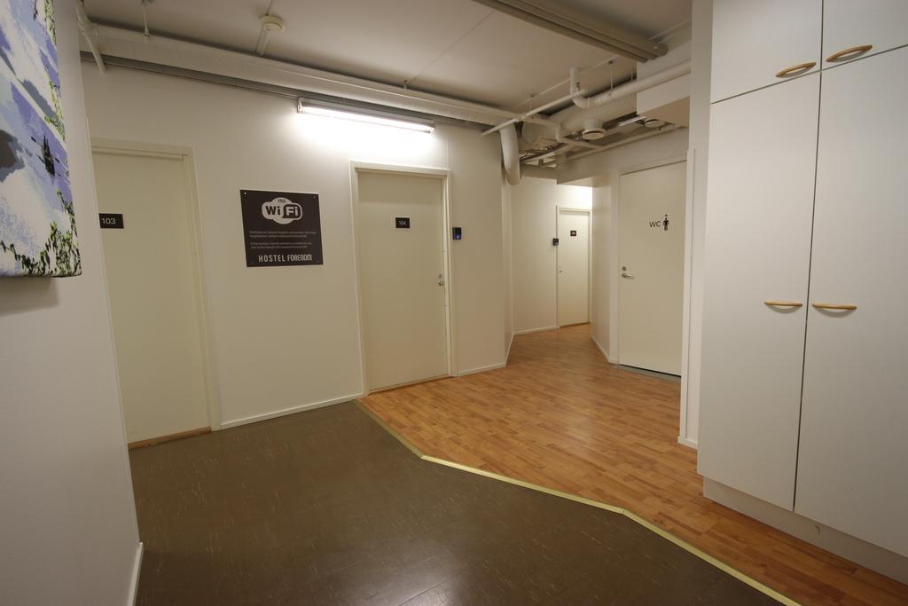 Forenom Hostel Espoo Kivenlahti Buitenkant foto