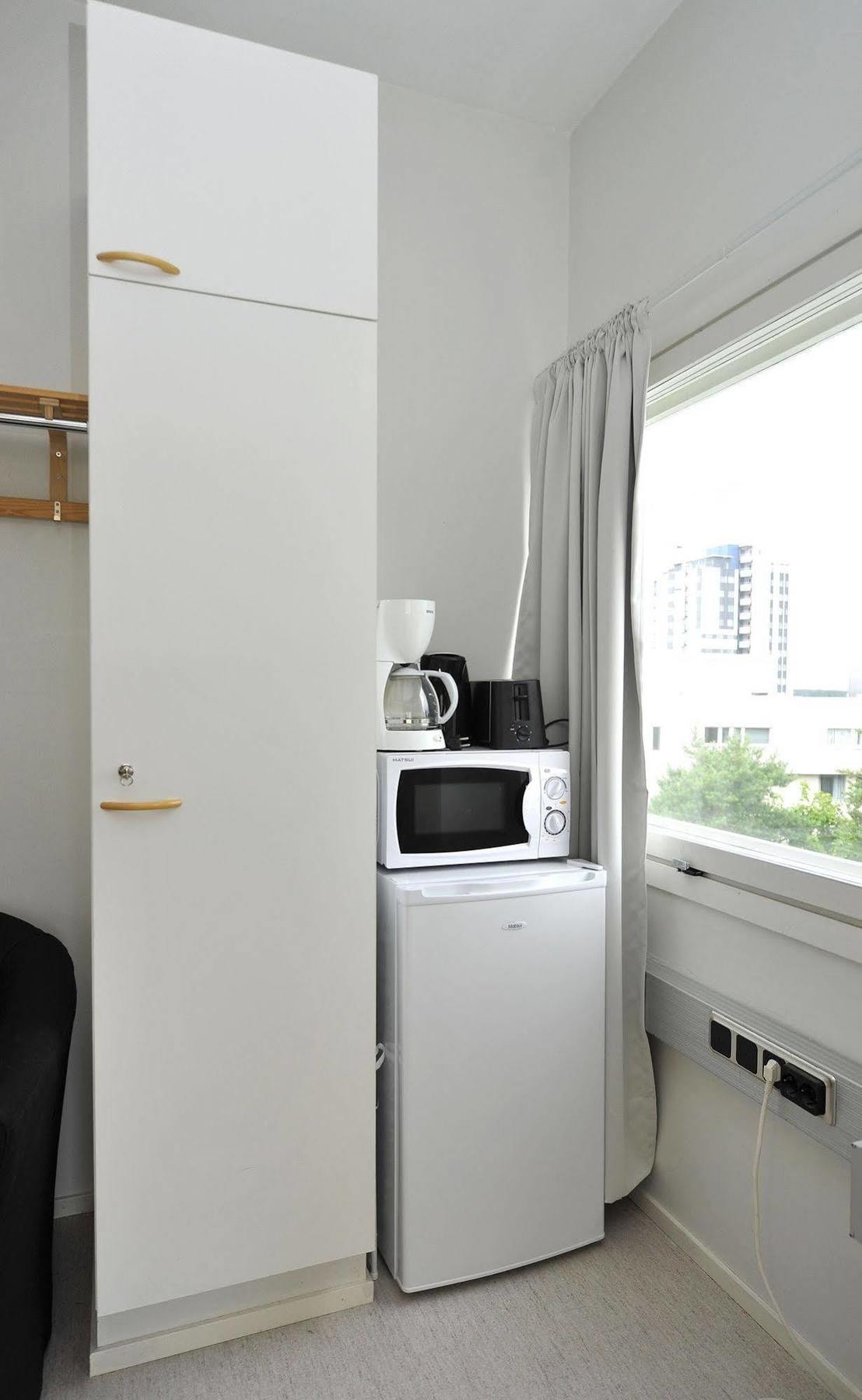 Forenom Hostel Espoo Kivenlahti Buitenkant foto