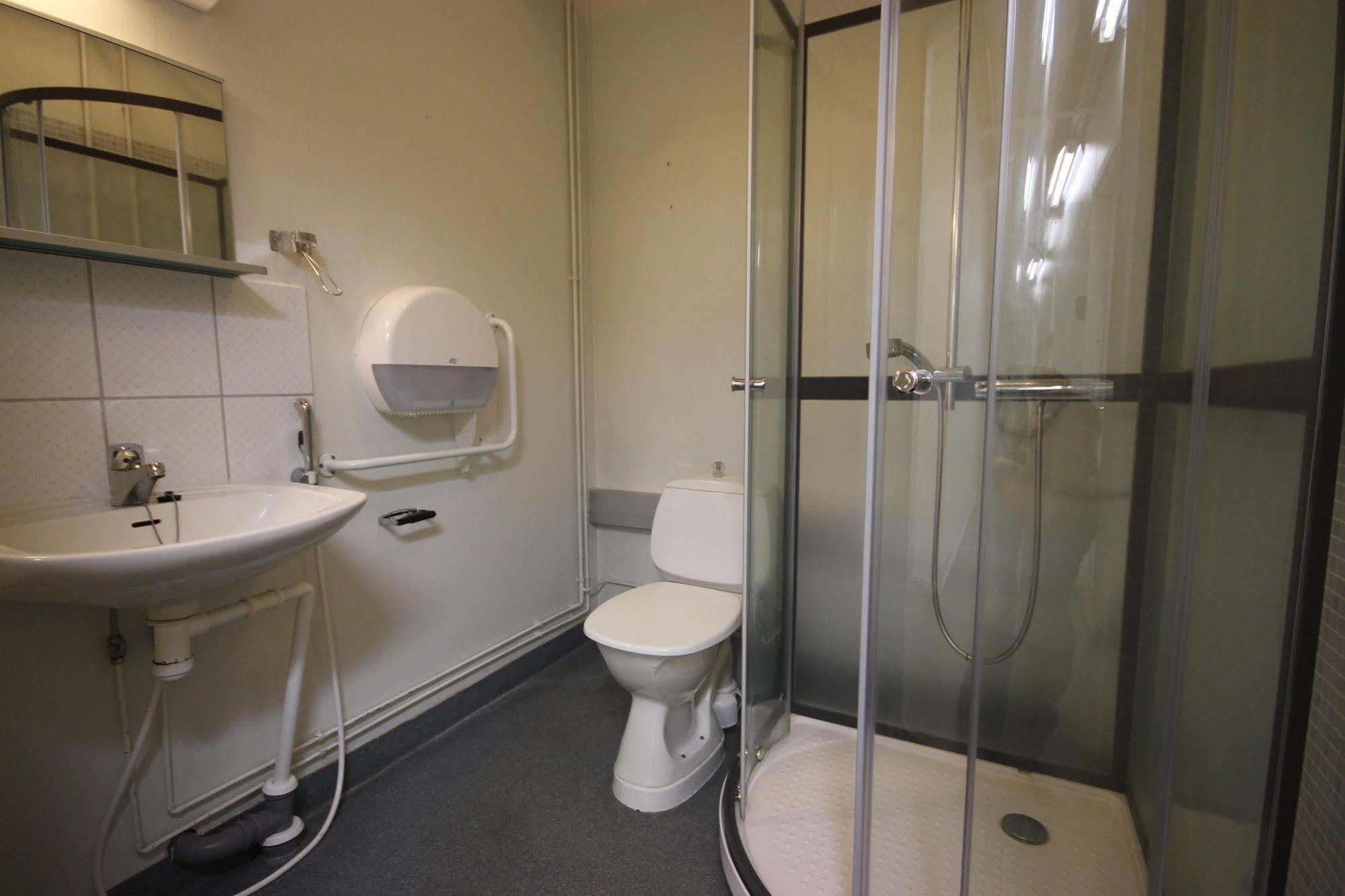 Forenom Hostel Espoo Kivenlahti Buitenkant foto